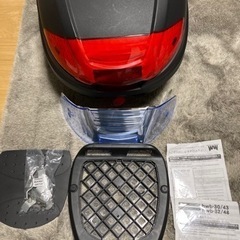 【お譲り先決まりました】バイク用　リアボックス　30ℓの画像