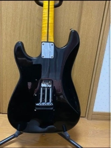 Fender Squier コンポーネントストラトキャスター （フェンダーのケース付き）