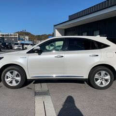 自社ローン　保証人不要　最大84回　頭金不要 トヨタ ハリアー2.5 ハイブリッド E-Four エレガンス 4WD　メーカーオプションナビ　フルセグ地デジTV （ホワイトパールクリスタルシャイン）の画像