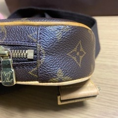 ルイ・ヴィトン　モノグラム　ポシェット・ガンジュ 美品