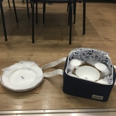 エナメル ディッシュウェアセット 2000032362 コールマン アウトドア 食器 キャンプの画像