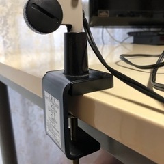 再投稿
照明　角度が変えれます　電気スタンド　の画像