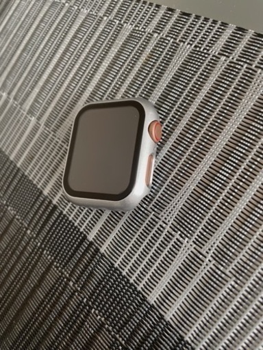 Apple Watch SE（GPS + Cellularモデル）アップルウォッチse40mm
