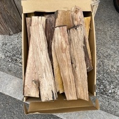 薪　１０kg 広葉樹　長さ35cm            キャンプ用の画像