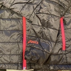asics  上着の画像