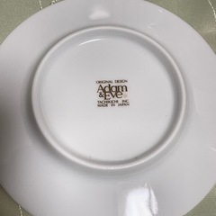 シンプルだけどオシャレなティーカップの画像