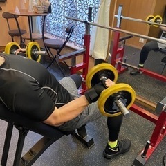 フリーウェイトで理想の体作り💪