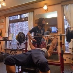 フリーウェイトで理想の体作り💪の画像