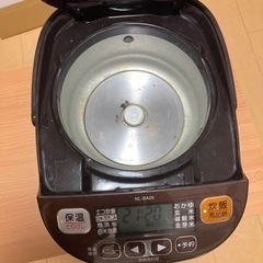 【美品】ZOJIRUSHI NL-BA05-TA  炊飯器　3合炊きの画像