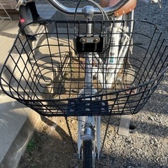 通学にもつかえる自転車26インチ　ホワイトの画像