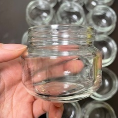 離乳食　空瓶　　70g 12個セット(蓋付き)の画像