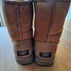 UGG シープスキンブーツの画像