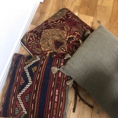 ACME & TIMELESS COMFORT クッションセット