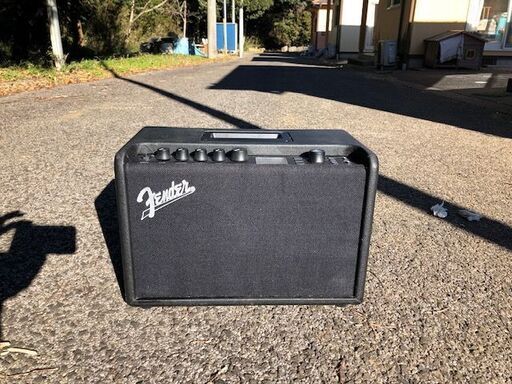 ストラト　アンプ　スタンド