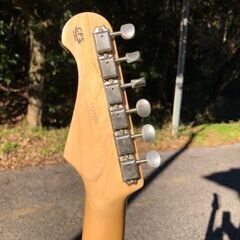 ストラト　アンプ　スタンドの画像