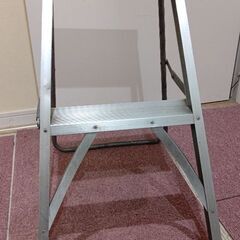折りたたみアルミ脚立