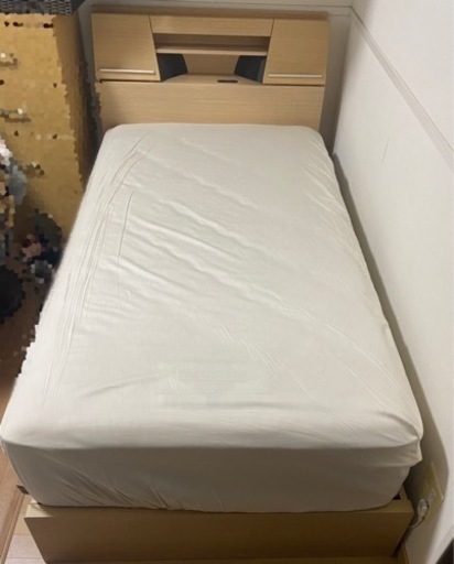 ニトリの収納つきシングルベッド（マットレス付き）