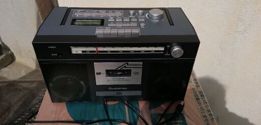 テ−プをCDにコピーできる多機能ラジカセ