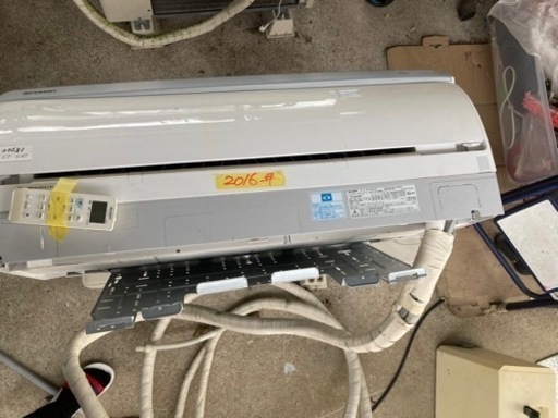 ②SHARPエアコン（2016年製2.8k）10畳