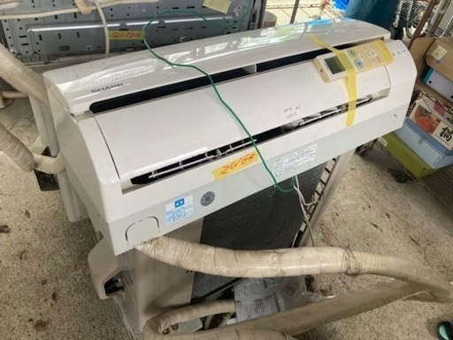 ③SHARPエアコン（2016年製2.2k）6畳