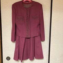 ウールのスーツ