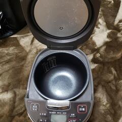 炊飯器の画像