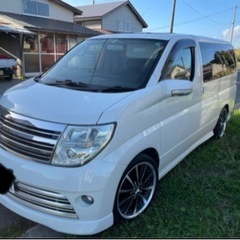 E51 エルグランド 17年車の画像