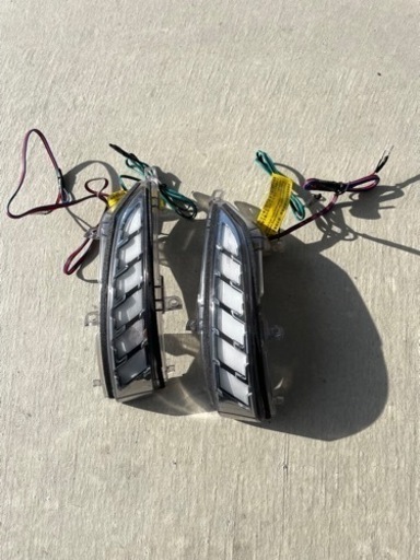 lx570 レクサス　ウィンカーミラー　シーケンシャルウィンカー　左右　美品