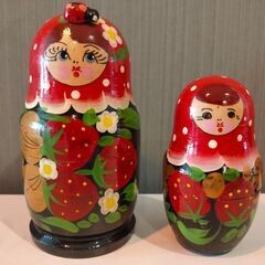 ロシア製　いちご柄マトリョーシカの画像