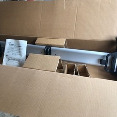 未使用　プラド150 ラゲージリームディバイダーの画像