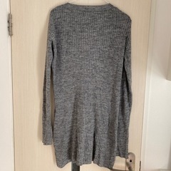 薄手のニットの画像