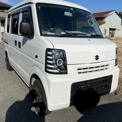 エブリィ