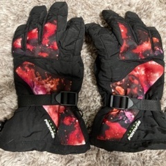売却済み【グローブ追加】スノーボード・スキーウェアの画像