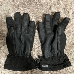 売却済み【グローブ追加】スノーボード・スキーウェアの画像