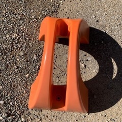 中古　自転車車輪止め①の画像