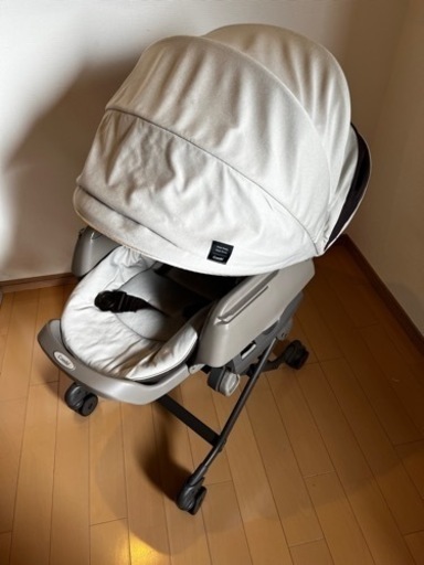 コンビ　ネムリラ　オートスイング　※美品