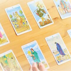 2時間個別指導で「占い師」!◆30分3万円で活動する現役占い師が...