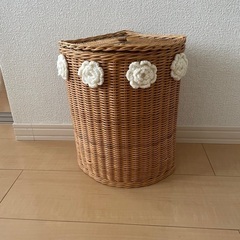 カゴのゴミ箱を無料で譲ります