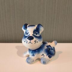グジェリ焼の置物（犬）