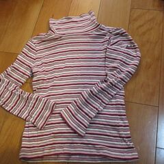 美品☆ BeBe ベベ タートルネック 長袖カットソー 120 110