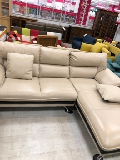 取りに来れる方限定！ニトリのカウチソファーです！