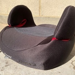 Combi コンビ ムーヴフィットジュニア ブースターシート