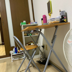 引っ越しするために使っていない家具をあげたいんです。