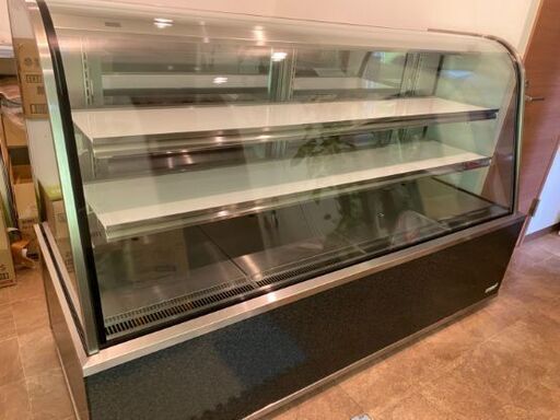 [お譲り先決定済]ケーキショーケース