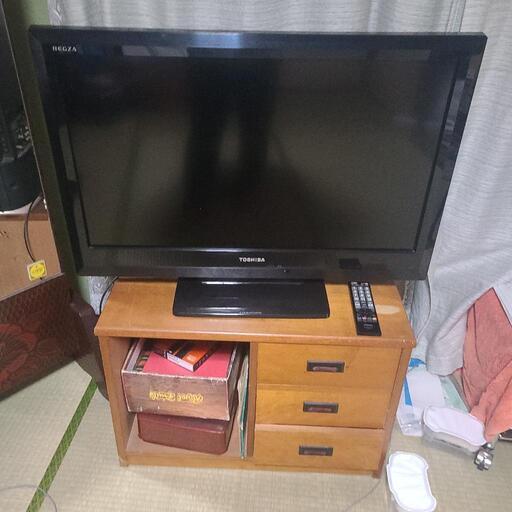 32型　TOSHIBA　REGZA