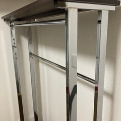 【定価：24,900円】丈夫で使い勝手のいいハンガーラック（キャスター付き ） の画像