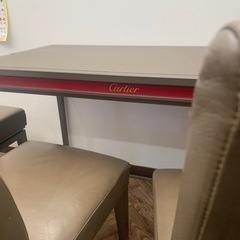 カルティエ　テーブル&チェアーの画像