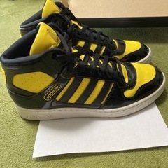 【値下げ】adidas アディダス　スニーカー　黄色　26センチの画像