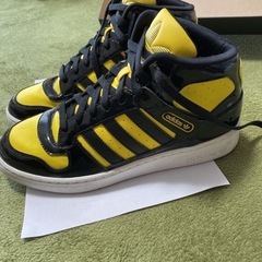 【値下げ】adidas アディダス　スニーカー　黄色　26センチの画像