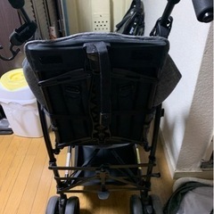 2人乗りベビーカーキンダワゴンの画像